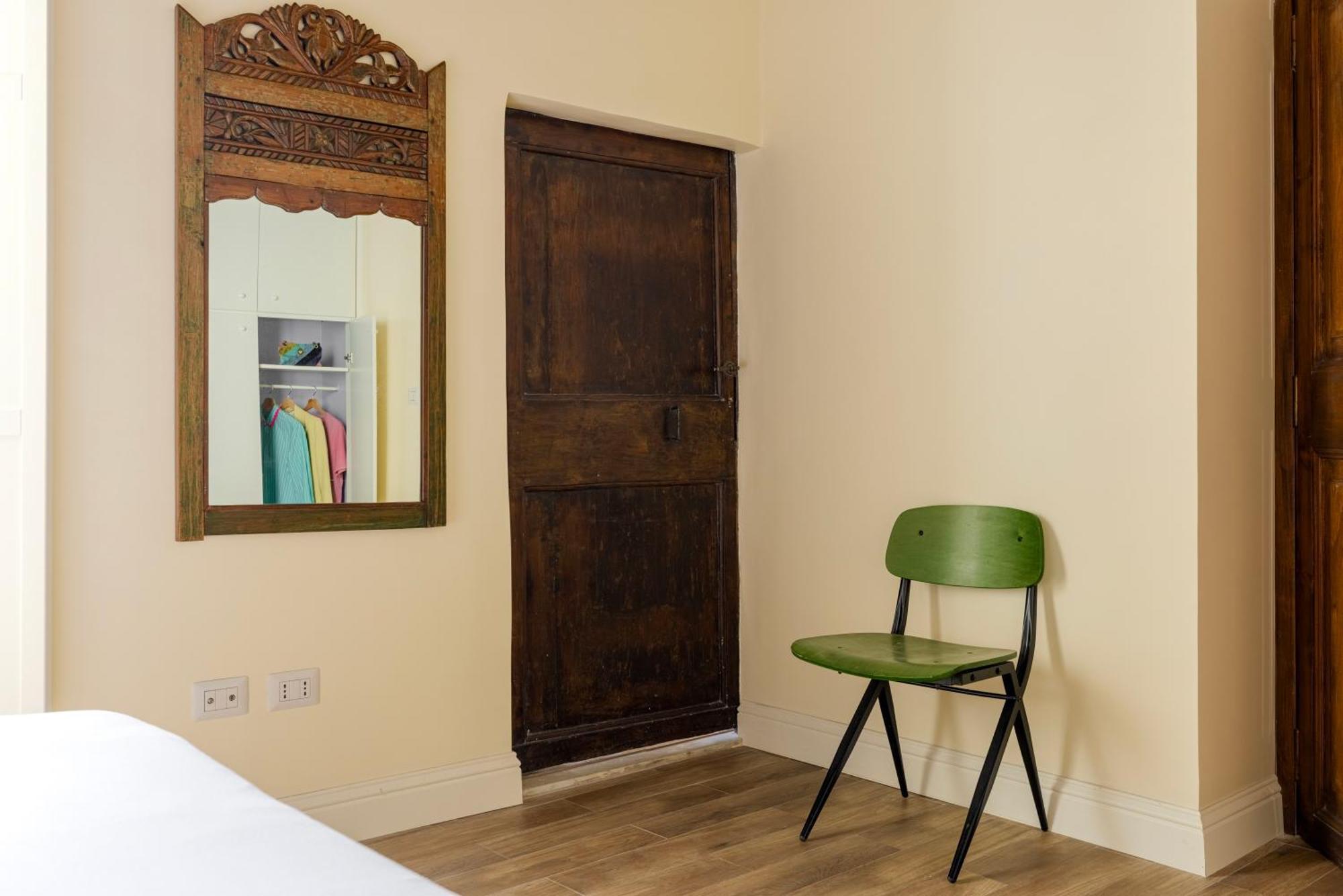 Trasteverehome - Giglio Piazza Farnese Apartment Rom